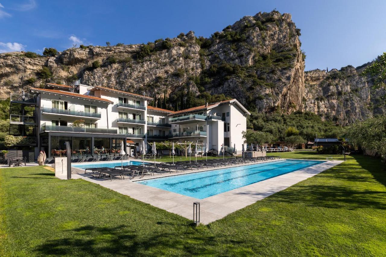 Aktivhotel Santalucia Torbole Sul Garda Zewnętrze zdjęcie