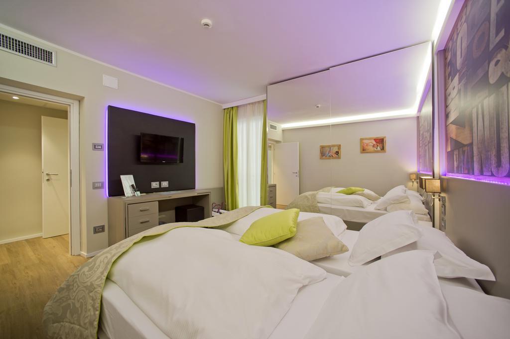Aktivhotel Santalucia Torbole Sul Garda Zewnętrze zdjęcie
